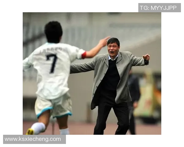 范大将军带领荷兰足球再创辉煌 他的传奇故事和赛场表现引人注目