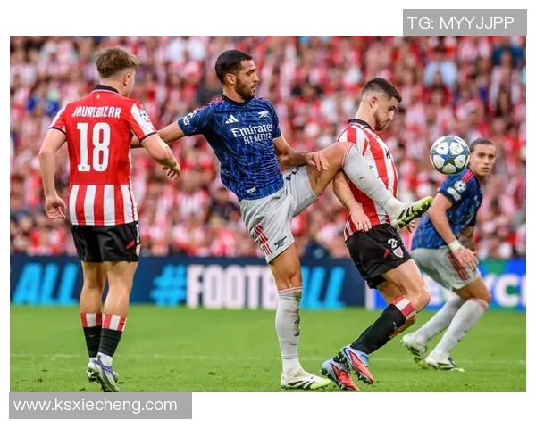 足球球星身高揭秘：不同个子球员如何影响场上表现与竞技优势